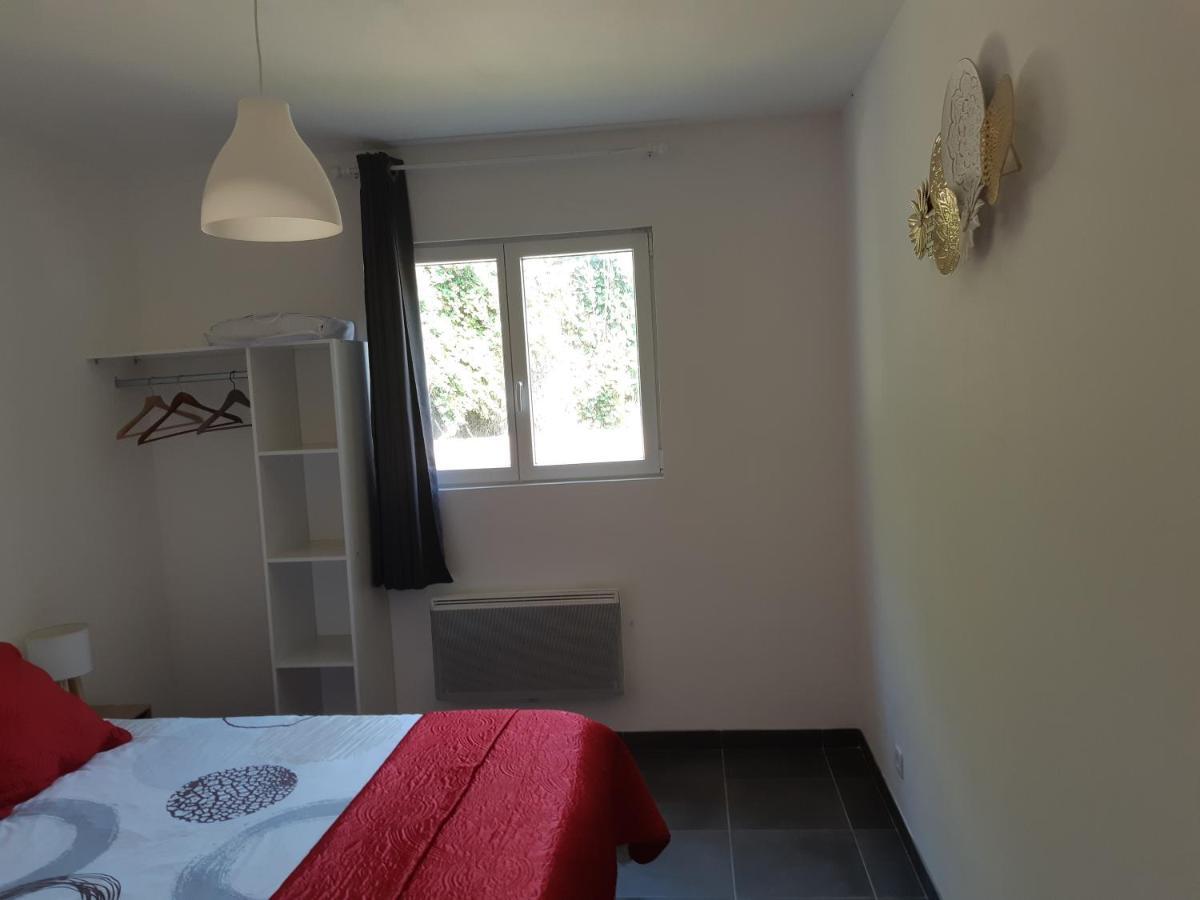 Ferienhaus La Saint-Cyran-du-Jambot